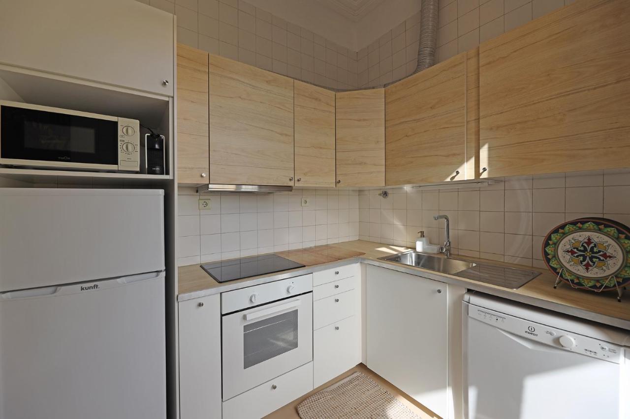 Flh Porto Classic Apartment With Parking Екстериор снимка